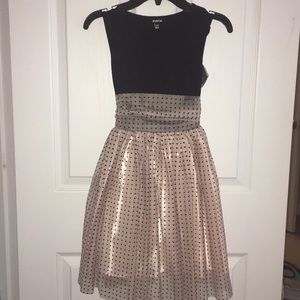 Very pretty Formal dress for girls.